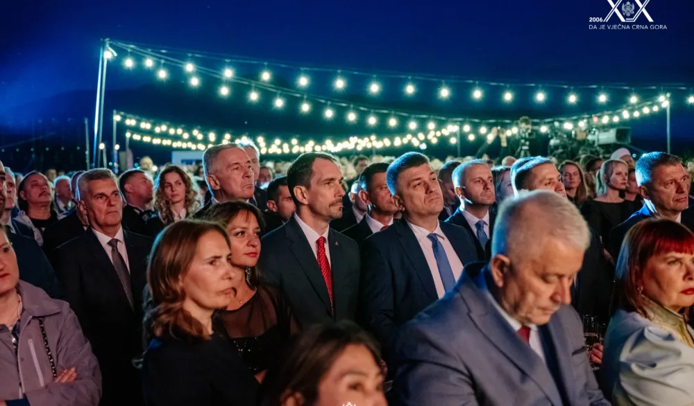 Jubilej između iskrenog pomirenja i političke kalkulacije