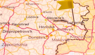 (VIDEO) Broj poginulih u napadu dronom na studentski dom u Luganskoj oblasti porastao na 16