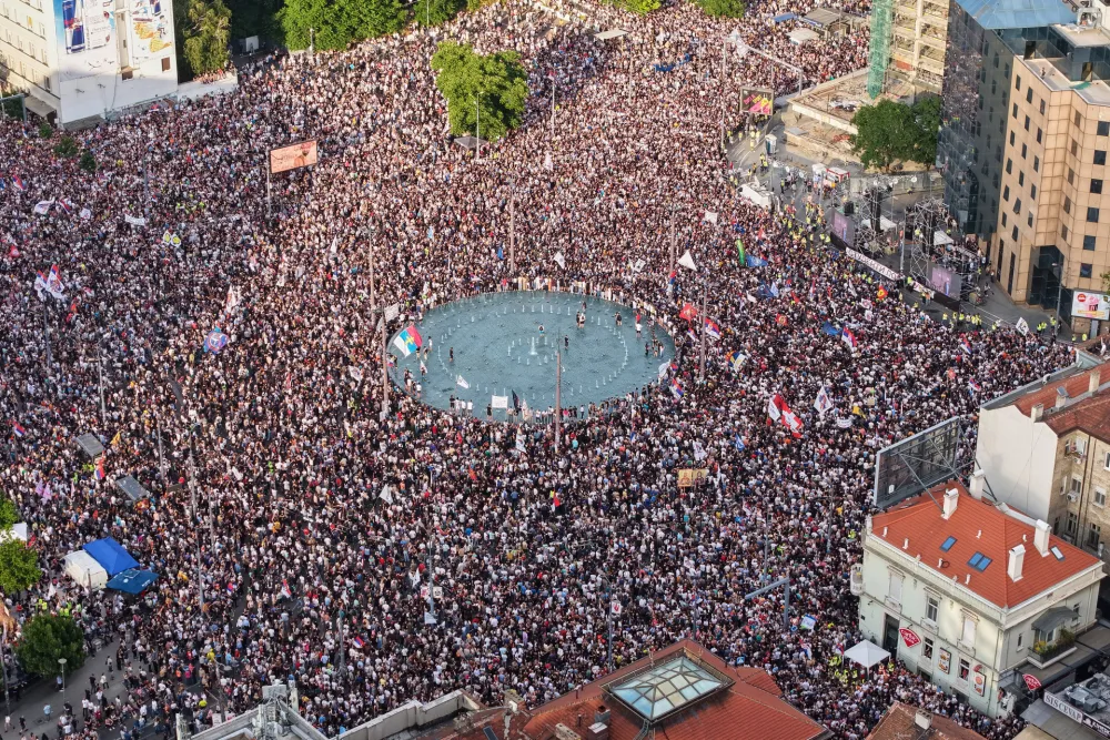 Arhiv javnih skupova: "Drugi najveći protest u Srbiji od pada Milo&scaron;evića"