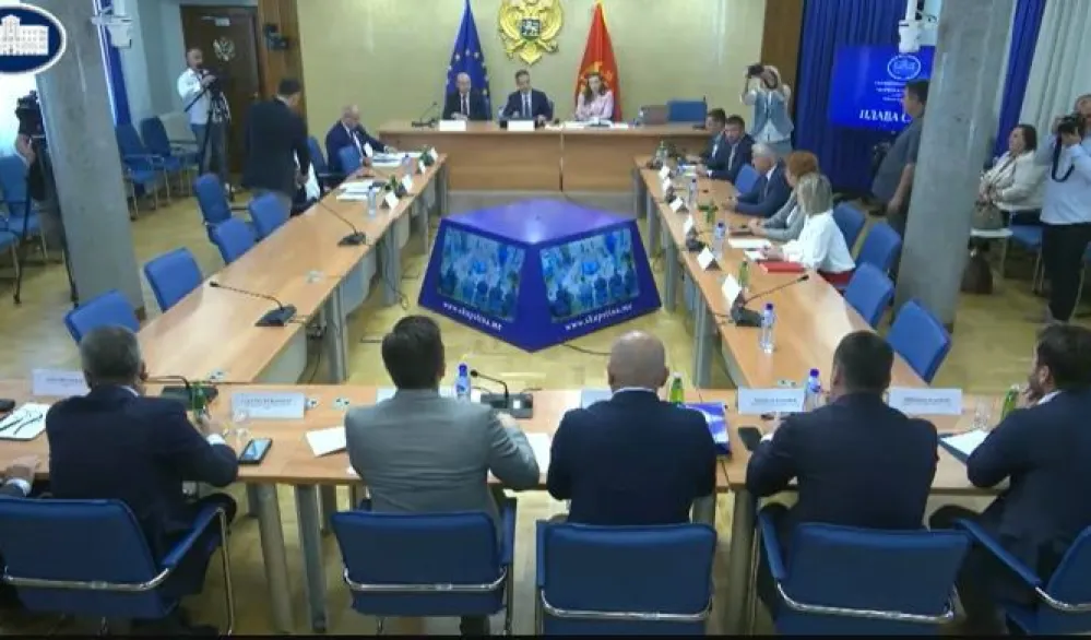 Đukanović: Finansijske institucije i banke vjeruju EPCG; Milović: Za tri godine povećan broj zaposlenih za 47 odsto