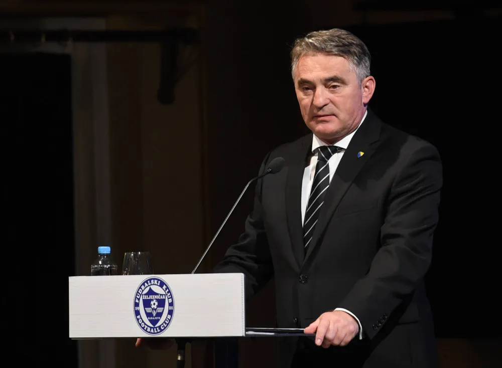 Kom&scaron;ić o biv&scaron;em američkom ambasadoru: Marfi laže, bolesno je osvetoljubiv