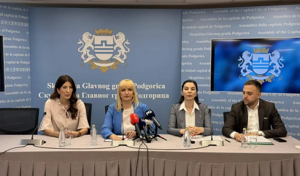 (VIDEO) Borovinić Bojović podnijela ostavku na funkciju predsjednice Skup&scaron;tine Glavnog grada