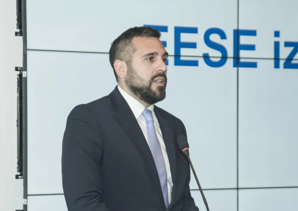 Lazović: U javnom sektoru sedam puta vi&scaron;e bolovanja nego u privatnom