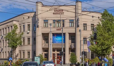 Požar na Pravnom fakultetu u Beogradu, evakuisana zgrada