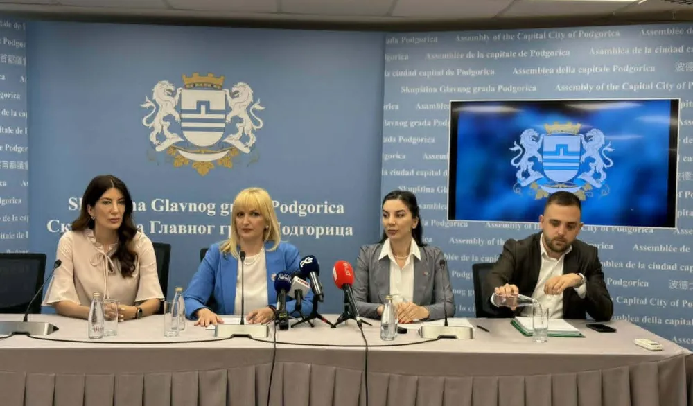 &Scaron;ansa opoziciji da sa dijelom vlasti formira novu većinu
