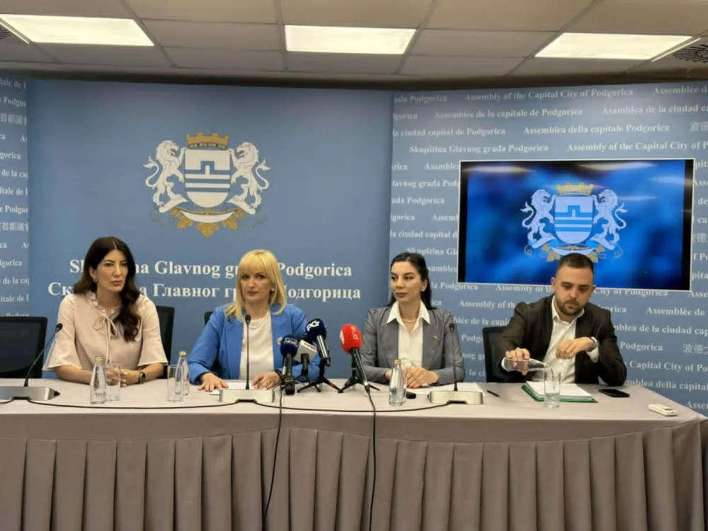 &Scaron;ansa opoziciji da sa dijelom vlasti formira novu većinu