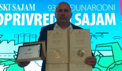 Uspjeh Nik&scaron;ićanina na sajmu u Novom Sadu: Potvrda posvećenosti pčelama i očuvanju prirode