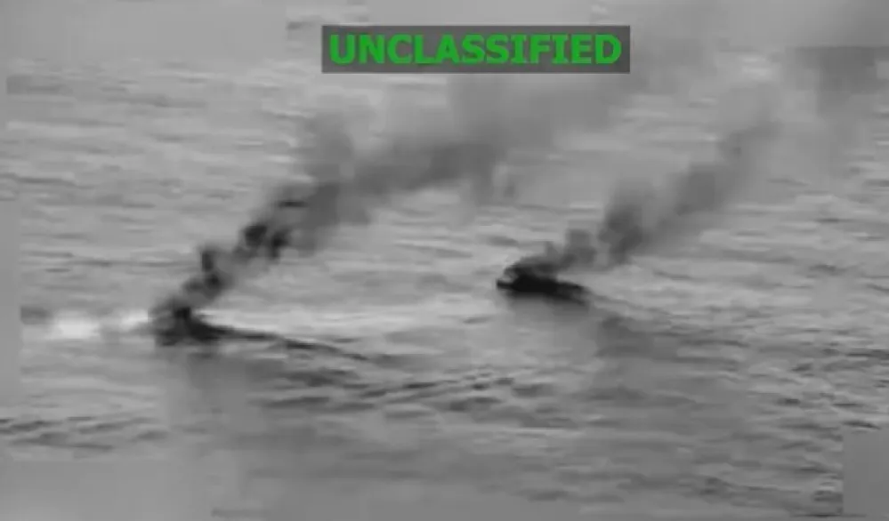 (VIDEO) AMerikanci potopili brod u Pacifiku, najmanje jedna osoba stradala