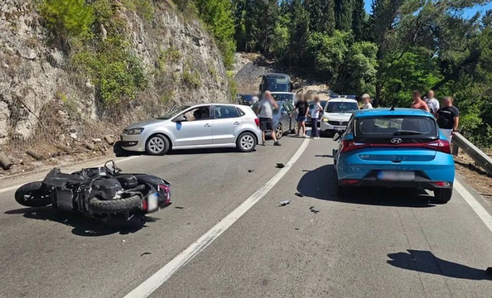 Udes na putu Podgorica-Bar: Povrijeđen motociklista