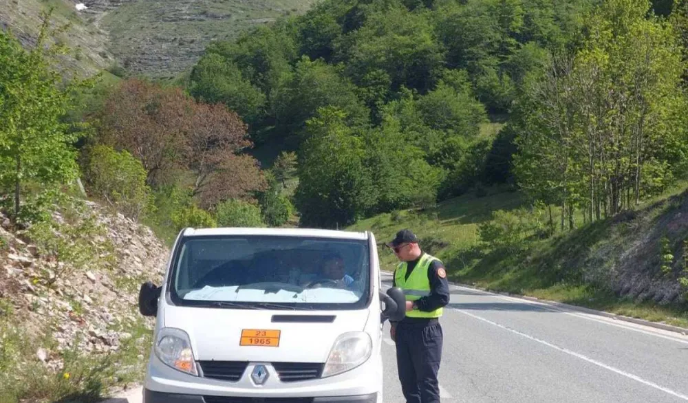 Za 24 sata 16 saobraćajnih nezgoda