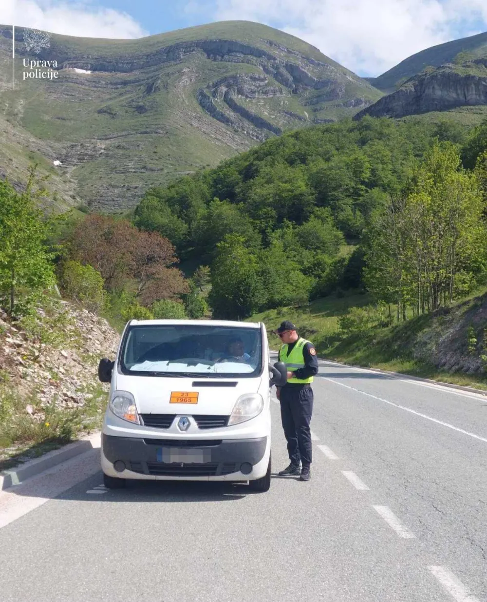 Za 24 sata 16 saobraćajnih nezgoda