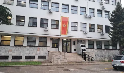 Zadržavanje državljanima Srbije&nbsp;zbog produženog krivičnog djela prevara