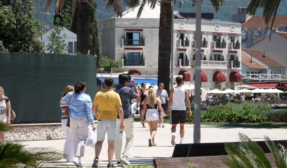 Tivat spremno dočekuje sezonu, trenutno broji preko 4.500 turista