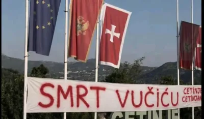 UP: Fotografije spornih transparenata i grafita su digitalni falsifikati