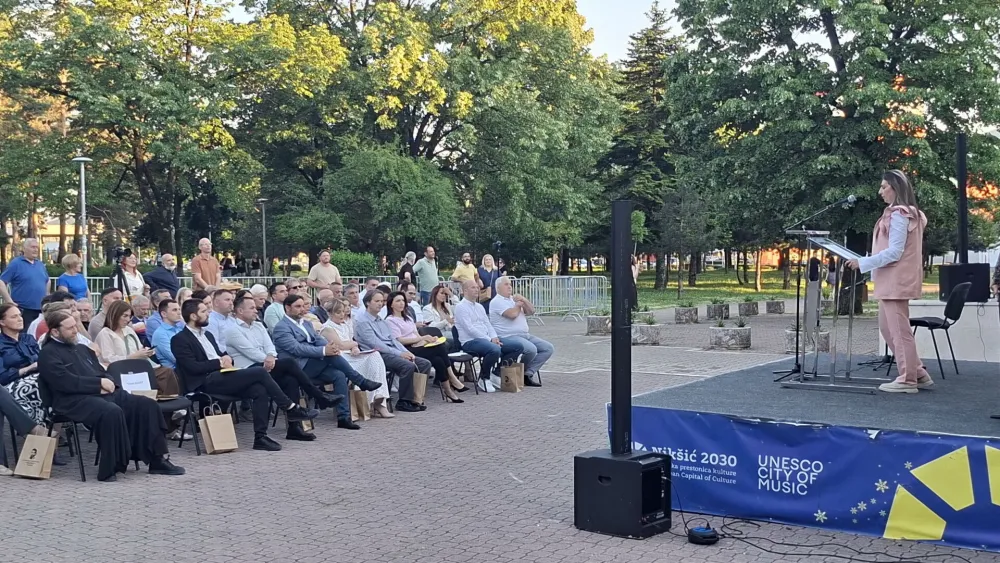 Književnost kao prostor između sna, stvarnosti i slobode