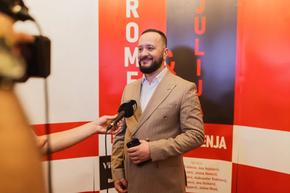 Novo čitanje &Scaron;ekspira publika nagradila stojećim ovacijama
