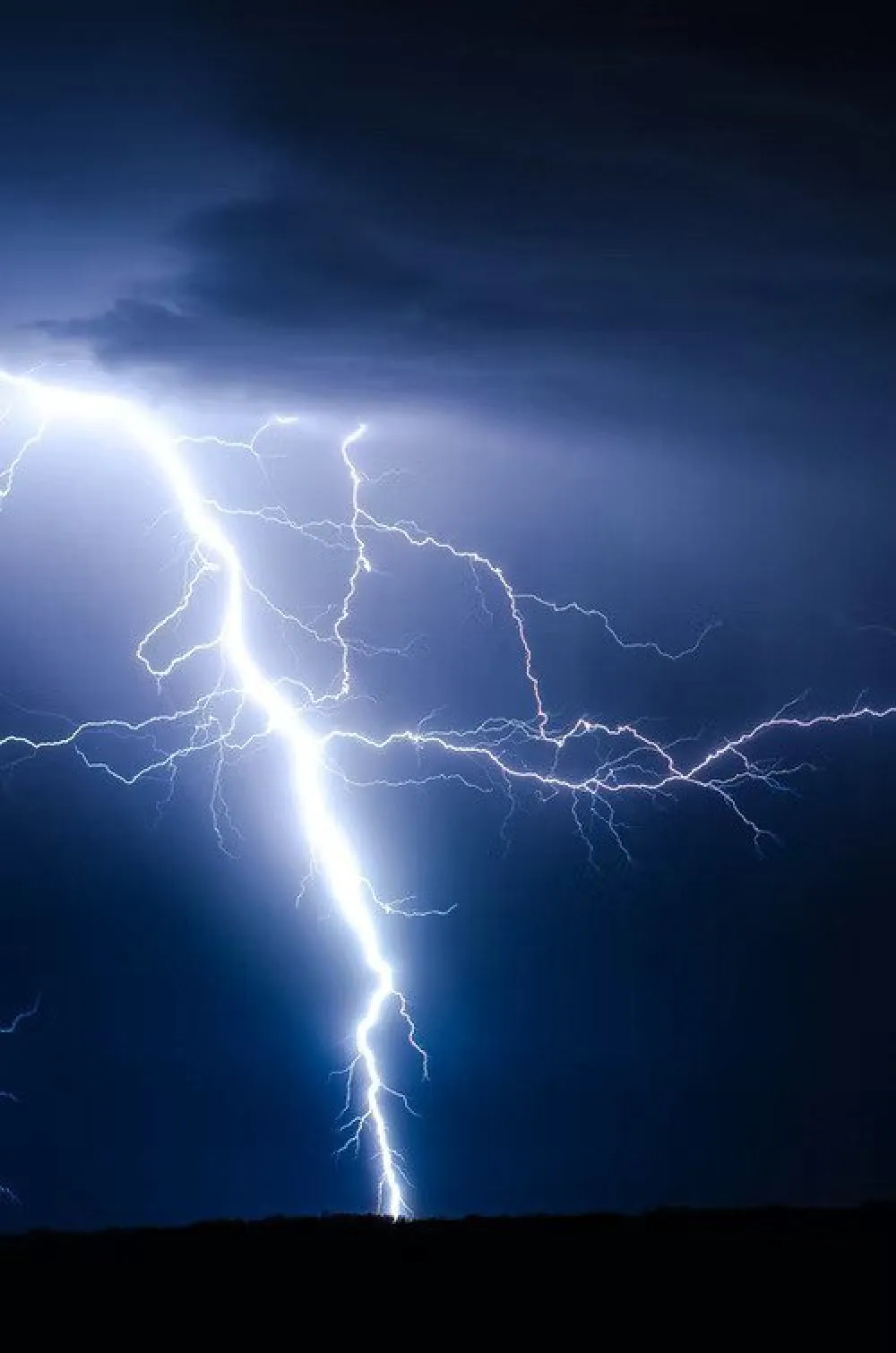 Hrvatsku zahvatilo nevrijeme, temperatura za jedan sat pala deset stepeni
