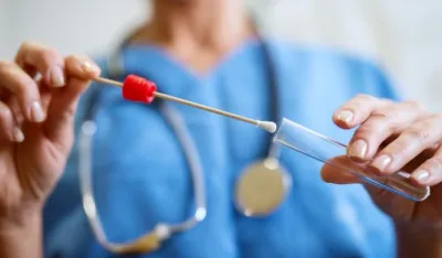 Revolucija u liječenju: Novi DNK test može da po&scaron;tedi milione žena hemoterapije