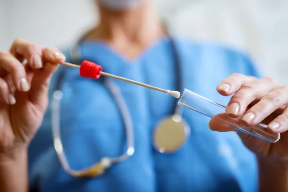 Revolucija u liječenju: Novi DNK test može da po&scaron;tedi milione žena hemoterapije