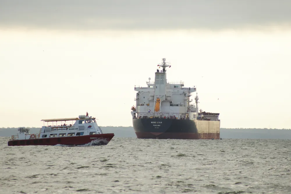 Francuska zaplijenila ruski tanker u Atlantskom okeanu