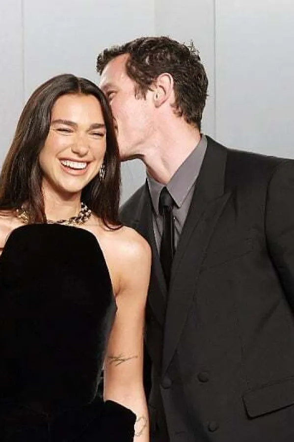 Dua Lipa i Callum Turner se vjenčali u Londonu, slijedi trodnevna proslava u Palermu