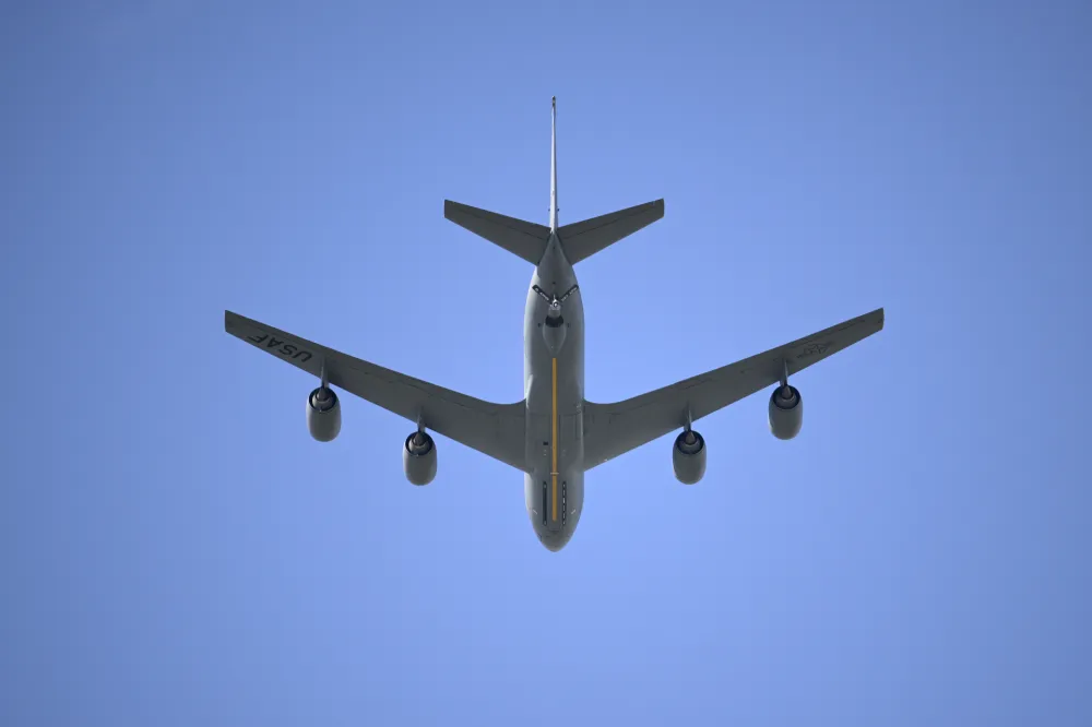 Rusija zabranila izvoz avionskog goriva do 30. novembra
