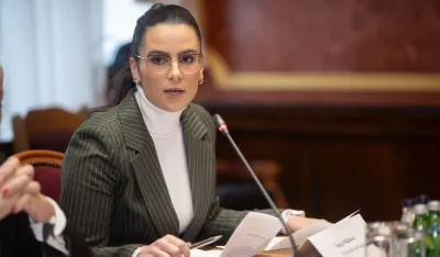 Popović: Vladajuća većina neozbiljna, odugovlačenjem svjesno koče rje&scaron;avanje krize &nbsp;