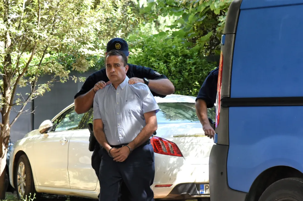 Suspendovanom tužiocu plata hiljadu i po eura