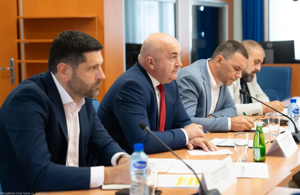 Joković: Bune se farmeri koji se ne mire sa promjenama