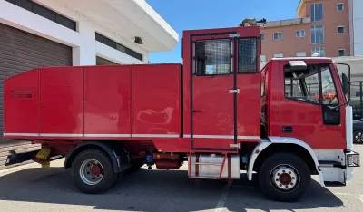 Vatrogasci iz Tuzi od Podgorice dobili četiri vatrogasna vozila