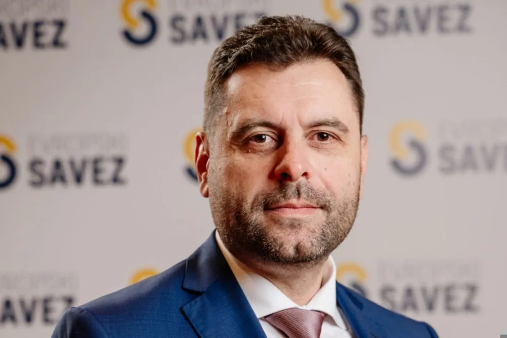 Vujović: Kad godinama nasilniku ćutite na poniženja, logično da na kraju po&scaron;alje kriminalce da vam rovare po kući