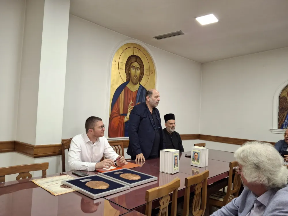 Književnost prožeta tragičnim osjećanjem života