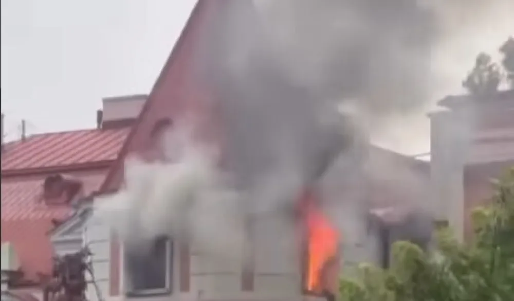 (VIDEO)&nbsp;Gori ambasada Pakistana na Dedinju