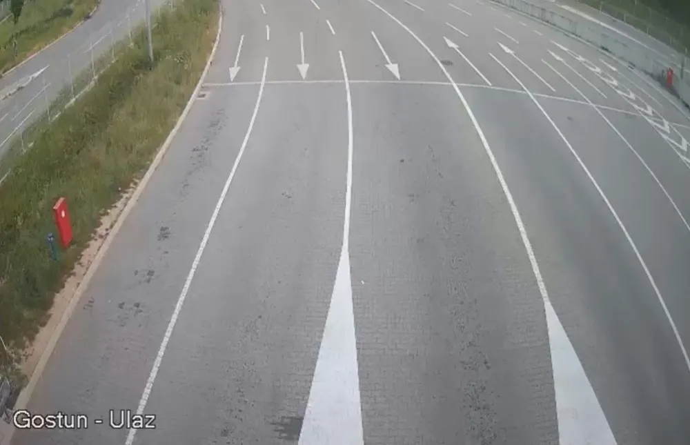 Na graničnim prelazima između Crne Gore i Srbije vi&scaron;e nema gužvi