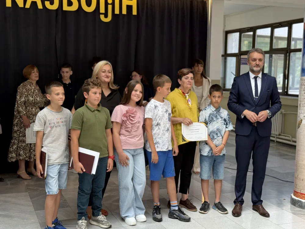 &Scaron;tampar Makarije, Luče, Dan najboljih