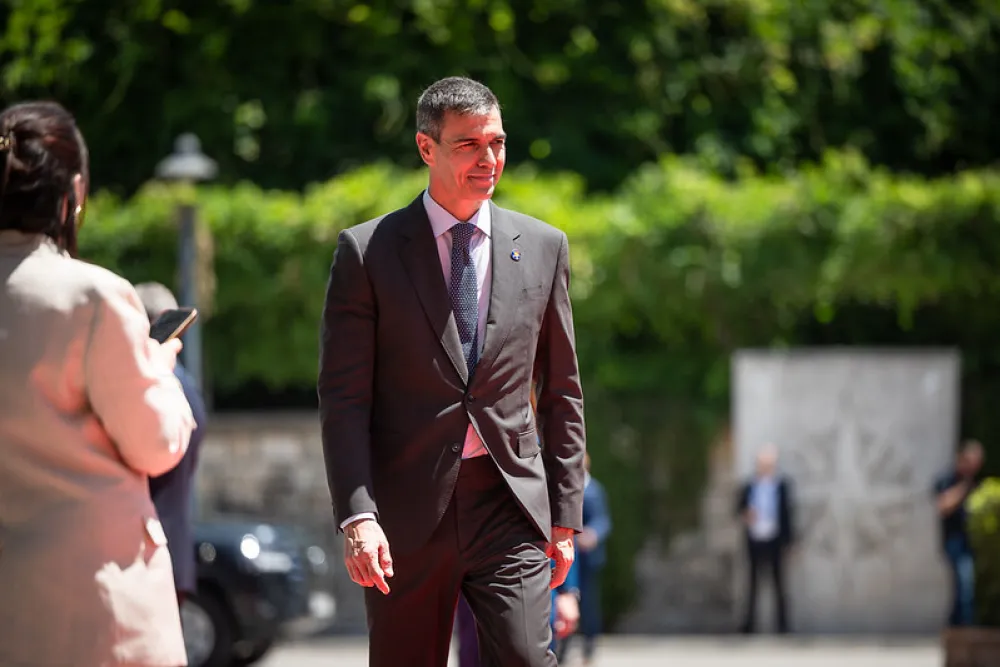 &Scaron;panski premijer preporučuje turistima Crnu Goru; Spajić: Sančez uvijek dobrodo&scaron;ao