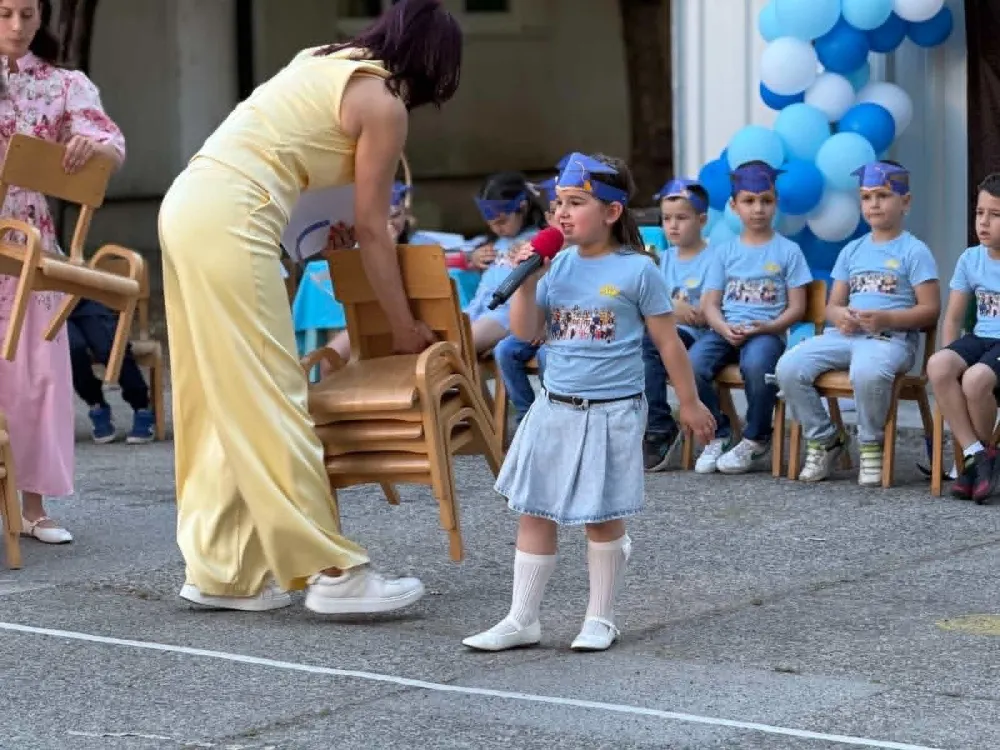 (FOTO/VIDEO) Sokolići se iz vrtića vinuli ka &scaron;koli