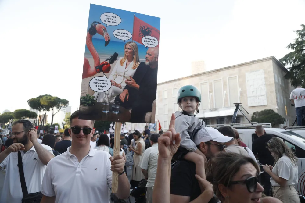 Rama i Ku&scaron;ner protiv "flamingo revolucije", albanski premijer kaže da će to biti "prelijep" rizort