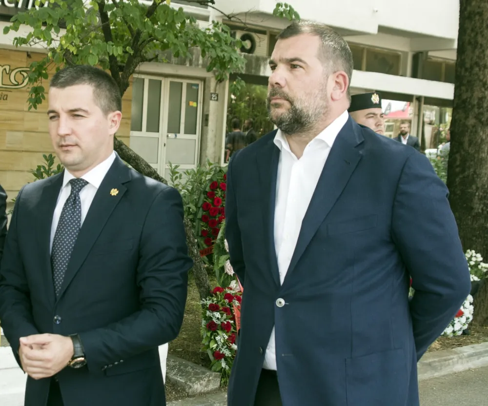 Bečić i Krapović obilaze vojnike koji su bili angažovani na Samitu EU - Zapadni Balkan