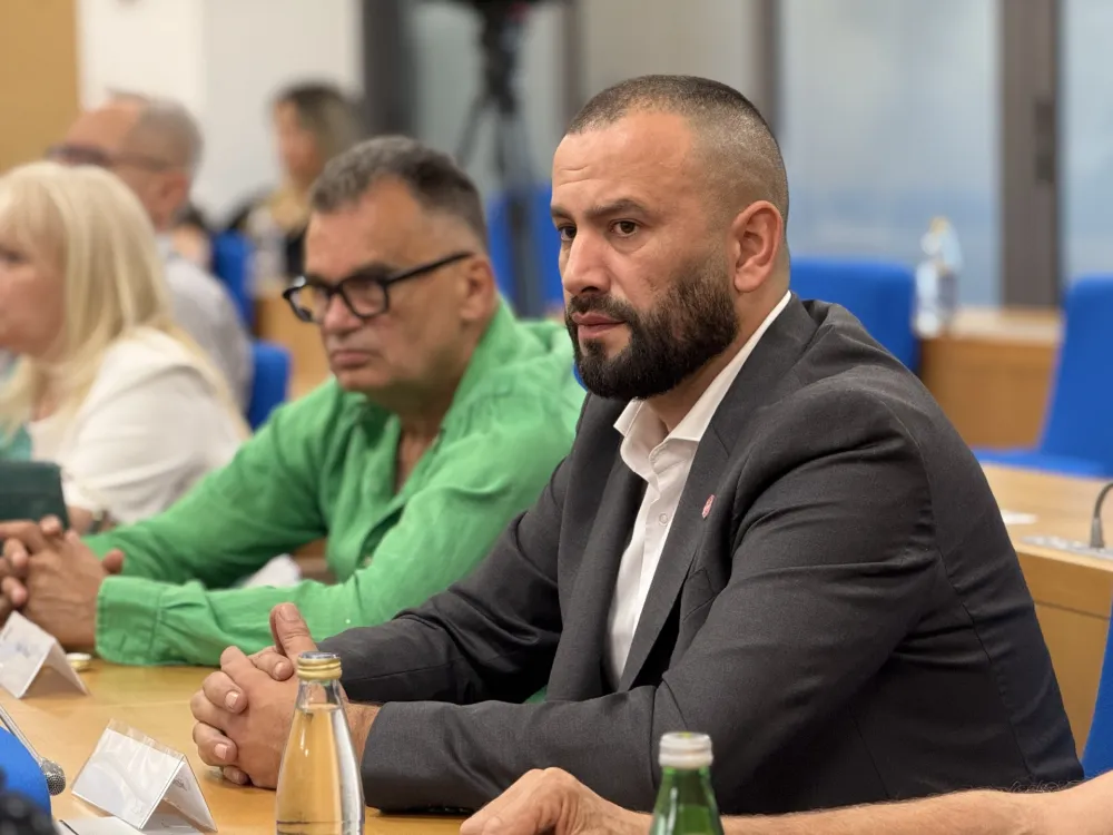 Policija traga za Ve&scaron;ovićem i &Scaron;ćepanovićem zbog napada na Milivoja Brkovića