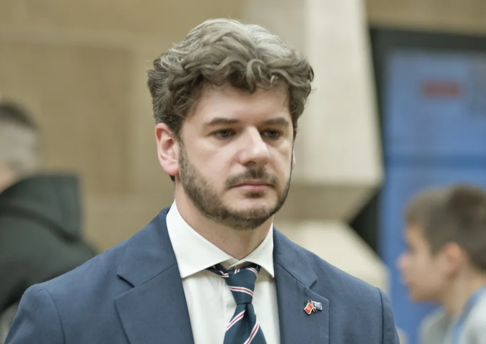Čarapić: Ako se opozicije ne sviđa slika koju grade o sebi, neka poprave pona&scaron;anje