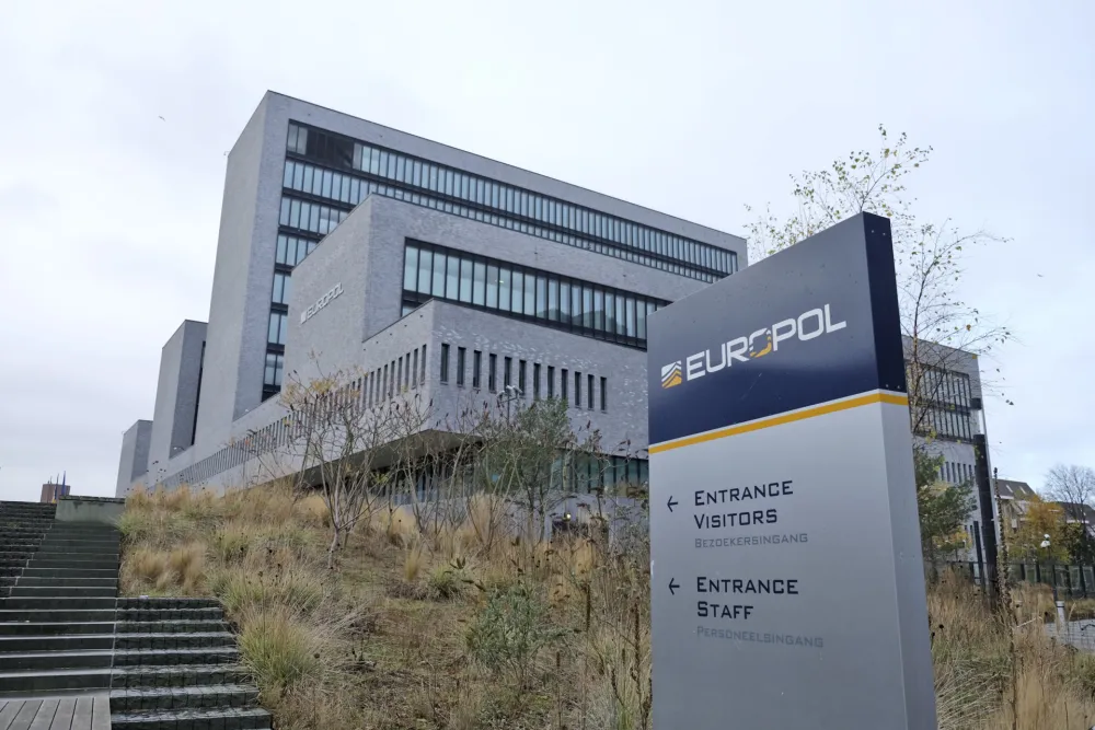 Europol: U Belgiji osuđeno sedam članova mreže za finansiranjae Islamske države