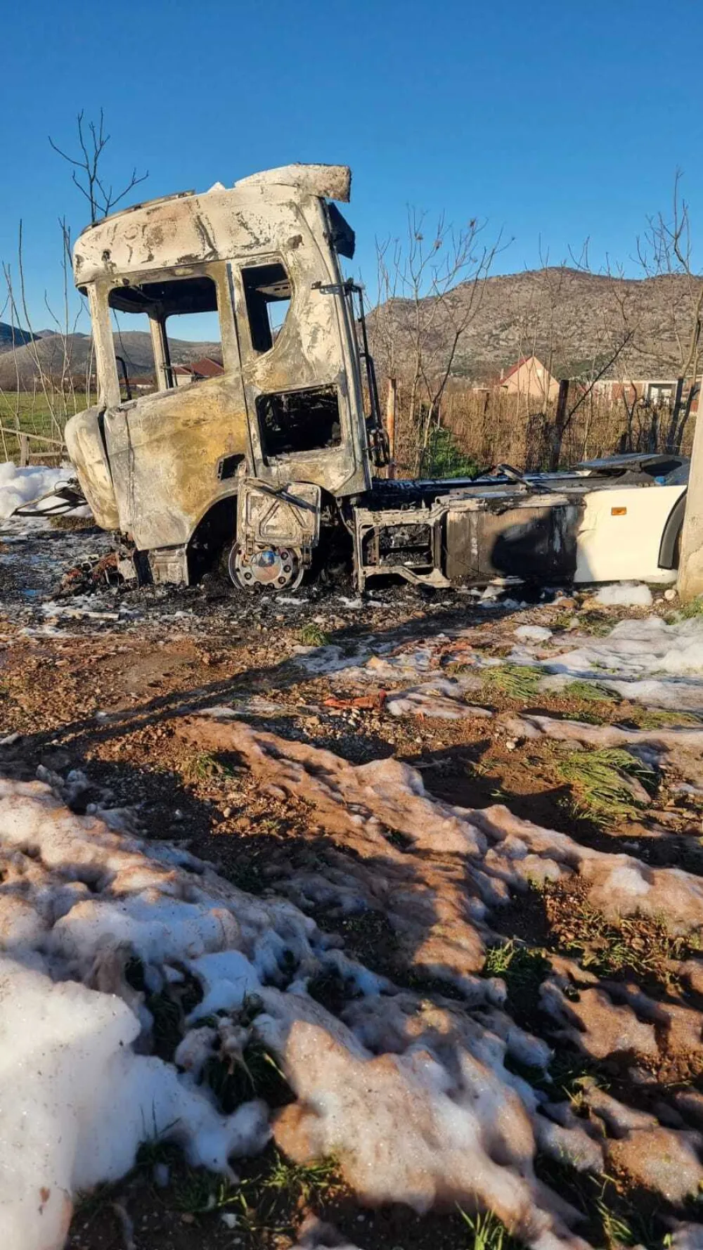 Podgorica: Uhap&scaron;en osumnjičeni da je u februaru u Botunu zapalilo kamion vrijednosti oko 90.000 eura