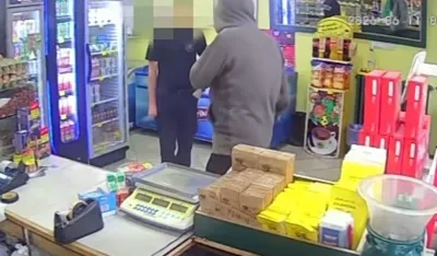 Drama u &Scaron;apcu: Vatrogasac savladao maskiranog razbojnika u prodavnici