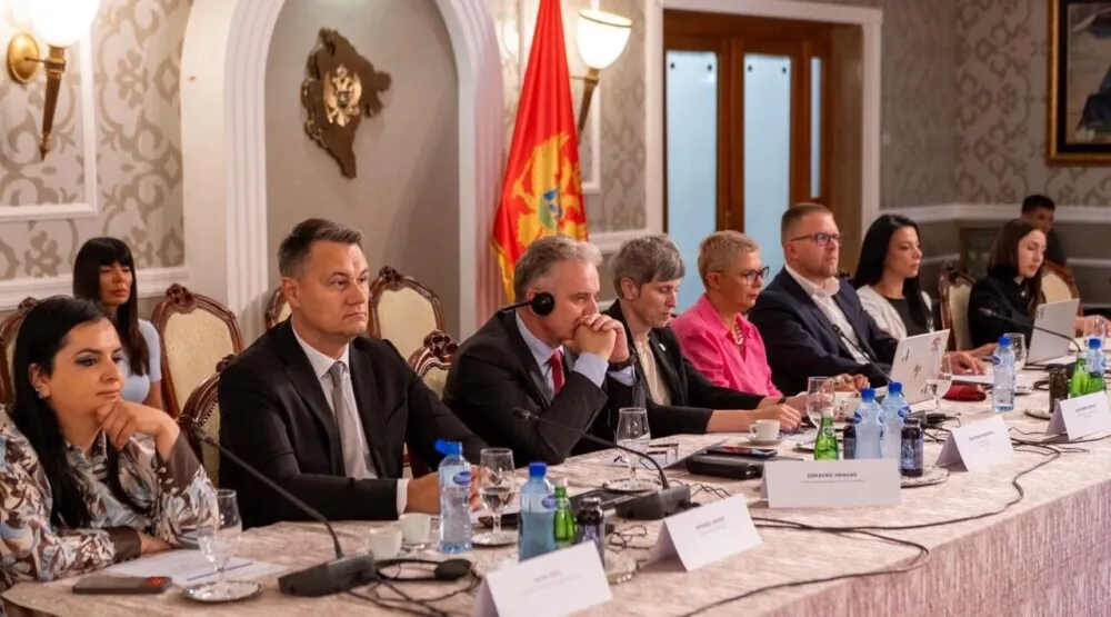 Laković: Pravedna tranzicija podrazumijeva da nijedan radnik ne smije biti ostavljen bez alternative