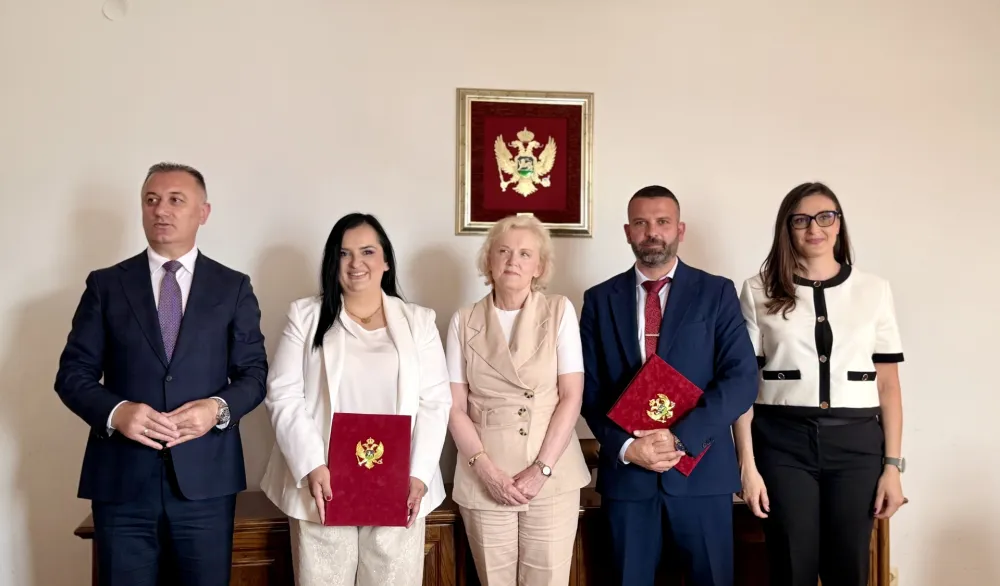 Ni&scaron;ić, Gutić i Perčobić potpisali Memorandum za program START 20: Nova &scaron;ansa za mlade bez roditeljskog staranja