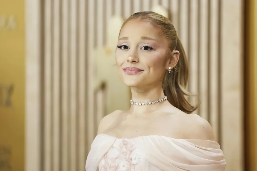 Arijana Grande Bijeloj kući: Ne koristite moju muziku za "odvratne gluposti"