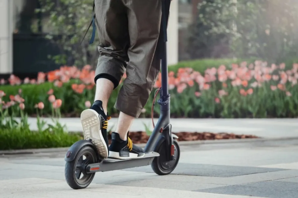Brisel zabranjuje iznajmljivalje električnih trotineta od 2027. godine