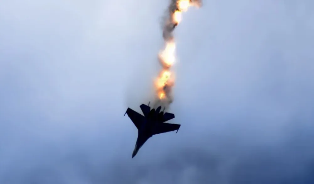 (VIDEO) Vojni avion Indije u plamenu, poginulo pet članova posade