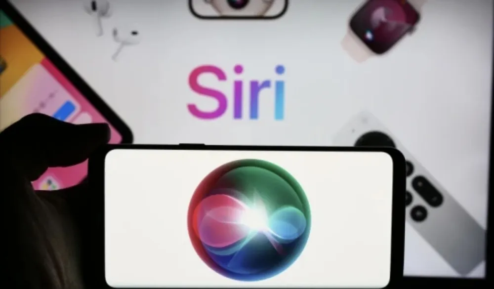 Apple tvrdi: Nova Siri neće da vam podilazi